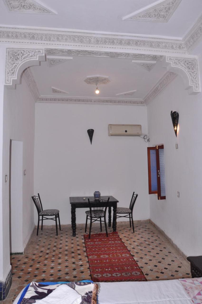 Maison D'Hotes Zohor Fès Rom bilde